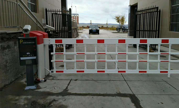 車(chē)牌識(shí)別DM-003